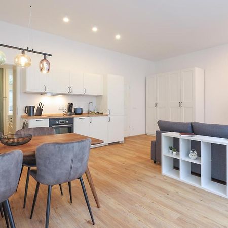 ברלין Neue 2-Zi-Apartment 15 Min Entfernung Zum Hbf Und Brandenburger Tor מראה חיצוני תמונה